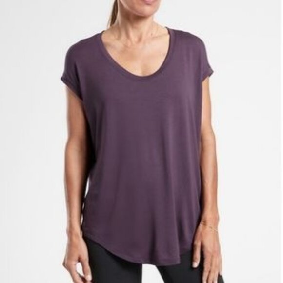 Athleta Cloudlight Stratus Tee in Purple - Size XL - Picture 1 of 13